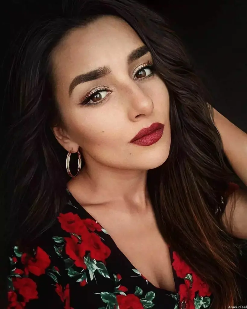 Oksana Profile image 1