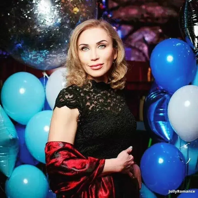 Sabrina Profile image 4