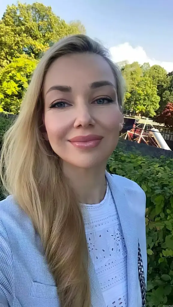 Yanina Profile image 4